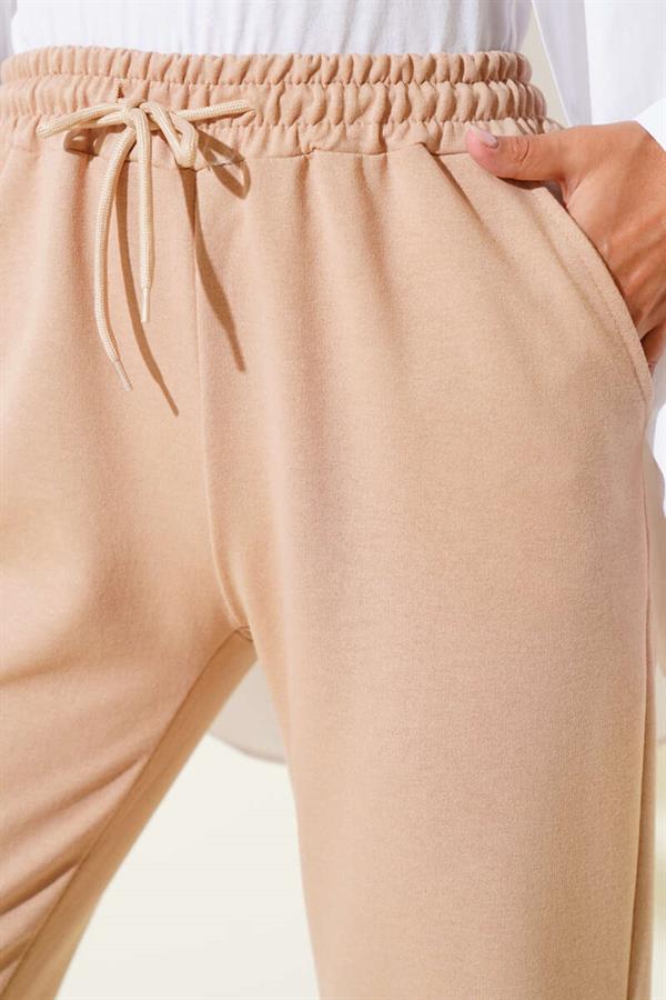 Elastic Waist and Ankle Jogger Pants Camel
