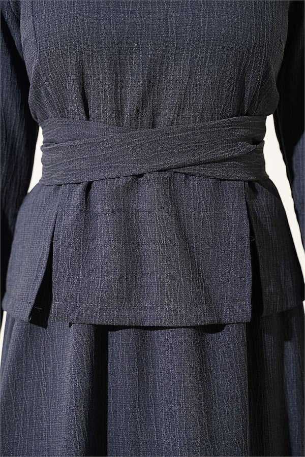 2 Piece Set Skirt with Belt Detail in Anthracite