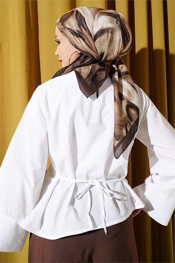 White Blouse with Wide Sleeves and Tie Waist
