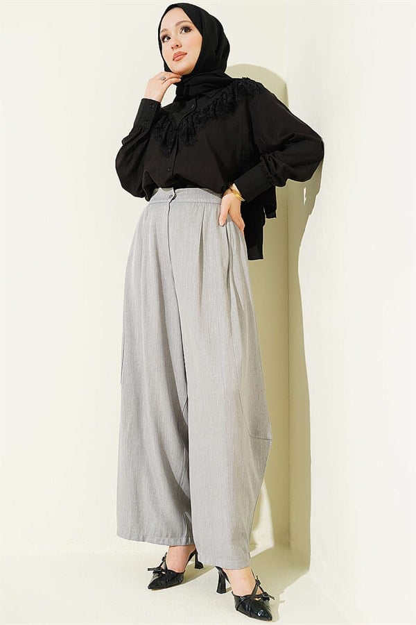 Button-Waist Pleated Harem Pants Grey