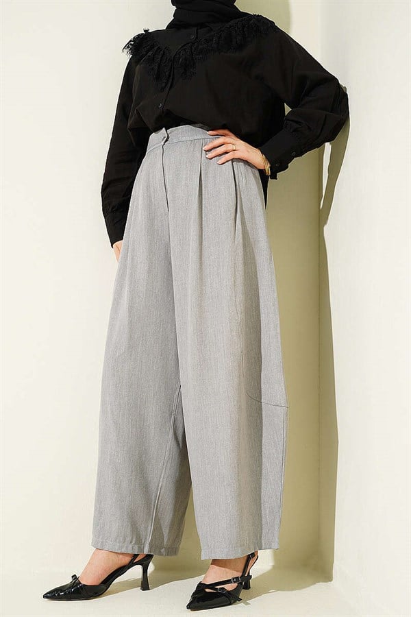 Button-Waist Pleated Harem Pants Grey