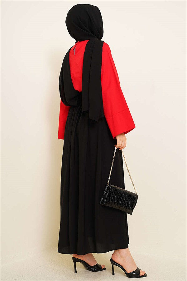 Black Pleated Skirt with Zipper Waist
