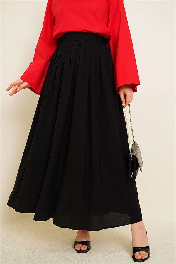 Black Pleated Skirt with Zipper Waist
