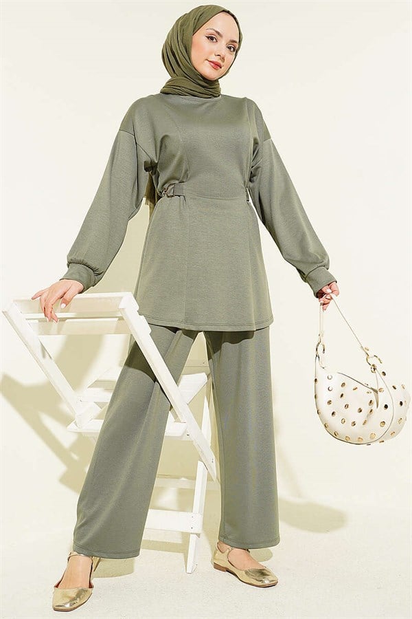 Loisha 2 Piece Set with Gold Buckle Waistband, Light Green