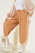 Baggy Trousers with Tied Waist Rope in Camel