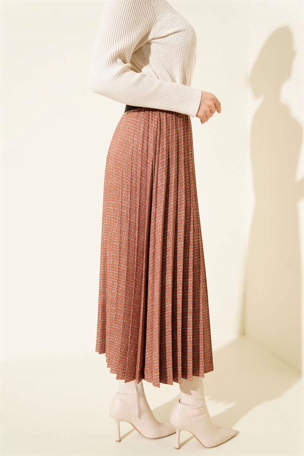Belted, Elasticated Pleated Skirt in Terracotta