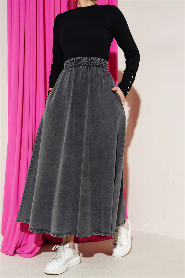 Dark Gray Flared Denim Skirt with Elastic Waist and Pockets