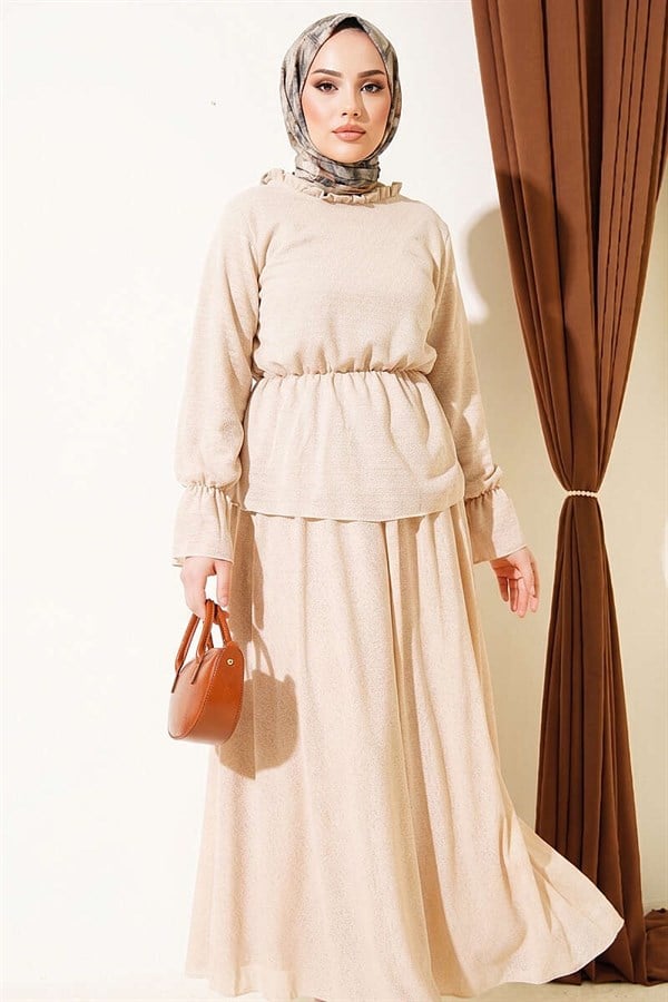 2 Piece Set with patterned skirt and elasticated waist, beige.