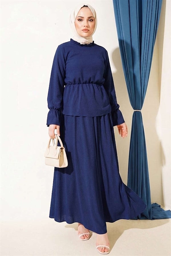 2 Piece Set with patterned skirt and elasticated waist, navy blue.