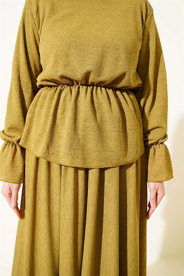 2 Piece Set with Elastic Waist Patterned Skirt in Olive Green