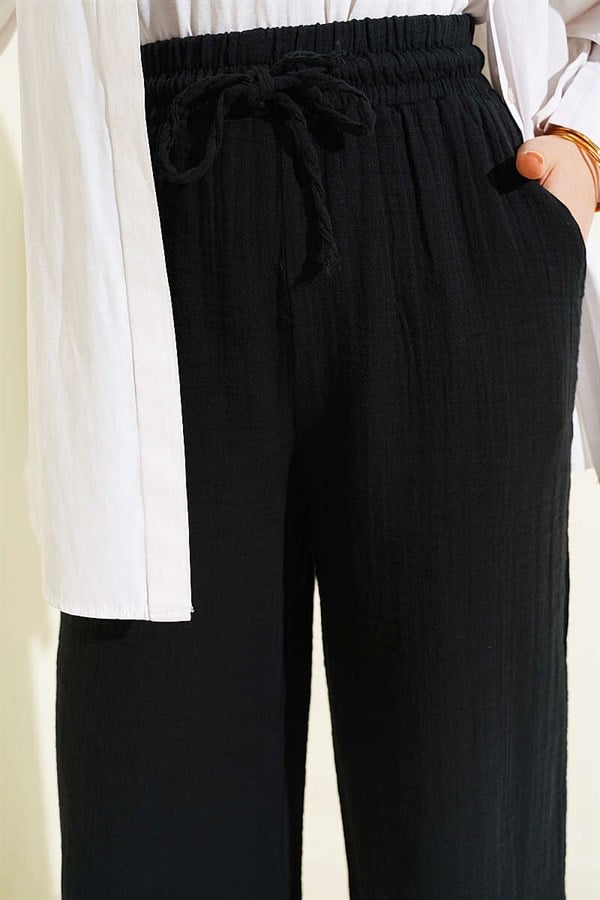 Black Wide Leg Muslin Pants with Elastic Waistband