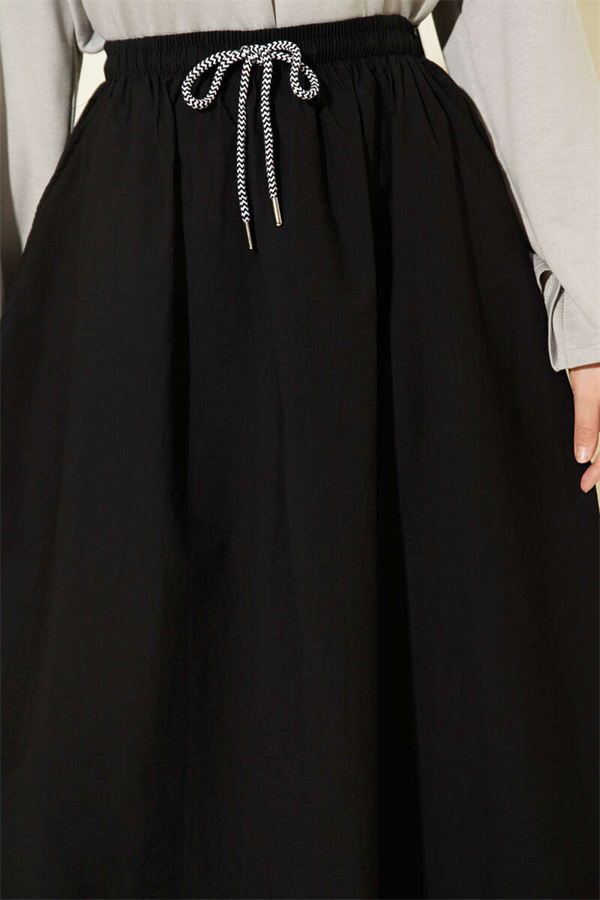 Black Flared Parachute Skirt with Elastic Waist