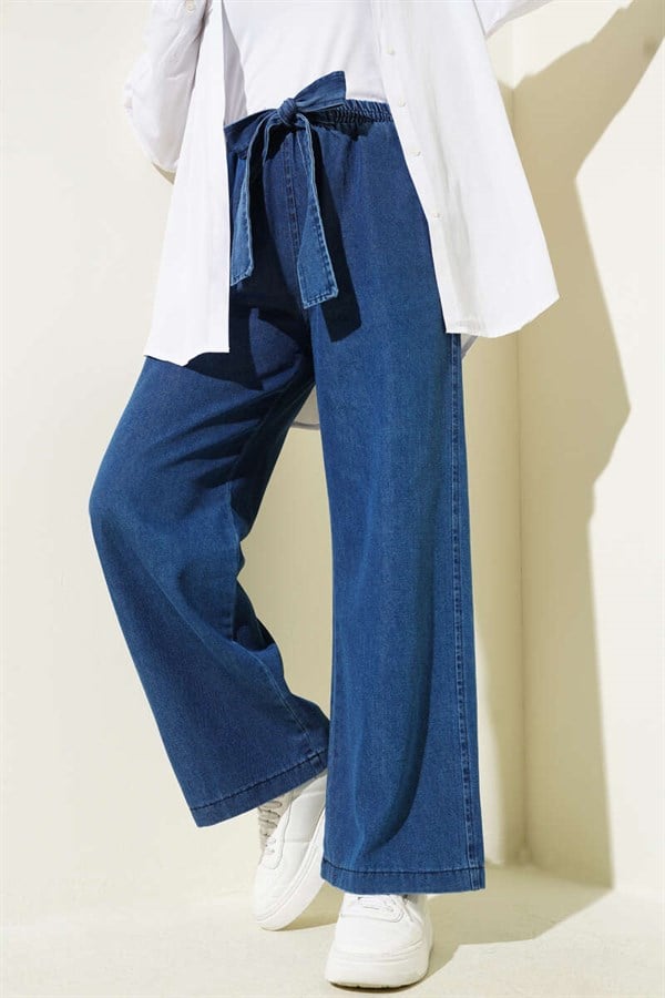 Elastic Waist Belted Denim Jeans Blue