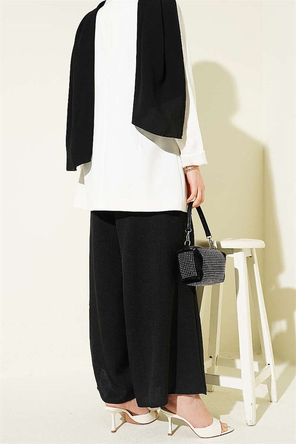 Black Oversize Trousers with Elastic Waistband