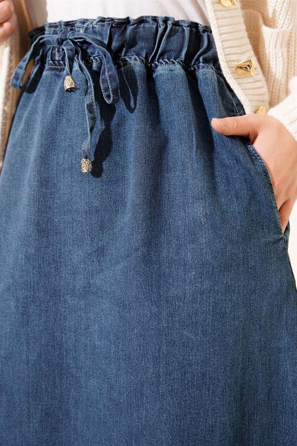 Blue Denim Skirt with Elastic Waistband and Strip Stitching