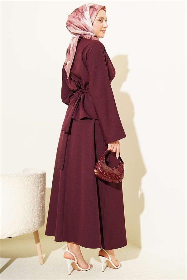 2 Piece Set with belted skirt and darts, plum color.