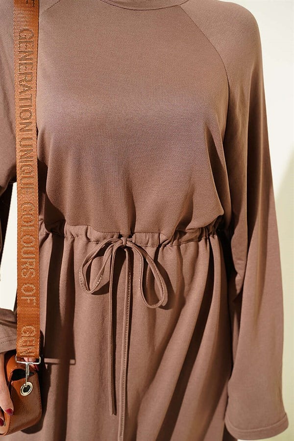 Loose-fitting Loisha Dress with Tunnel Waist, Chestnut