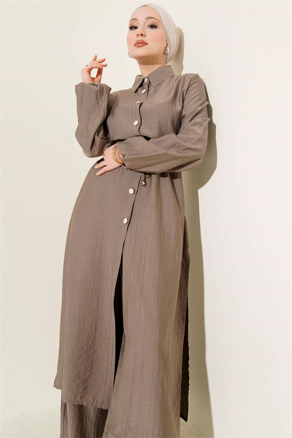 2 Piece Set with long tunic and belt, mink color.