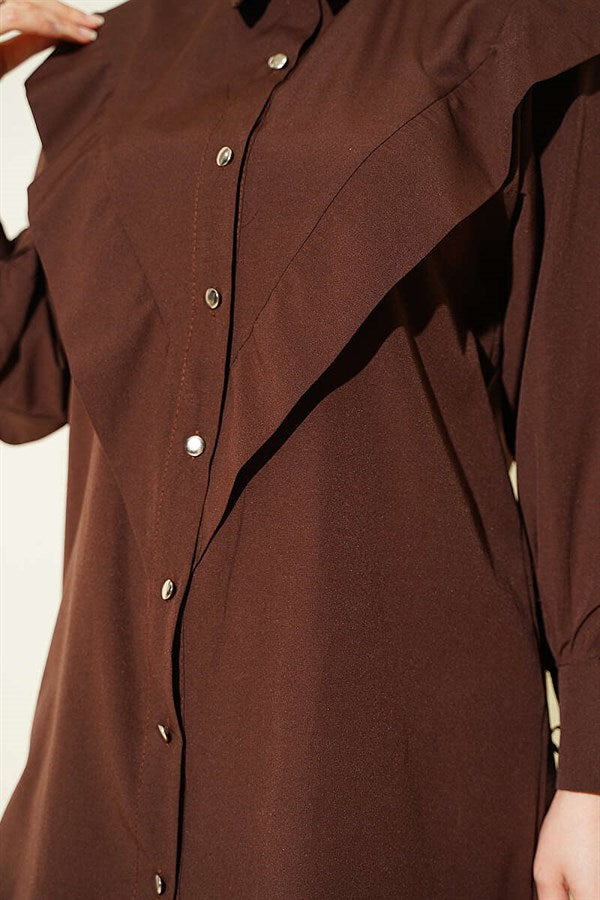 Wrist-tie V-neck Shirt, Brown