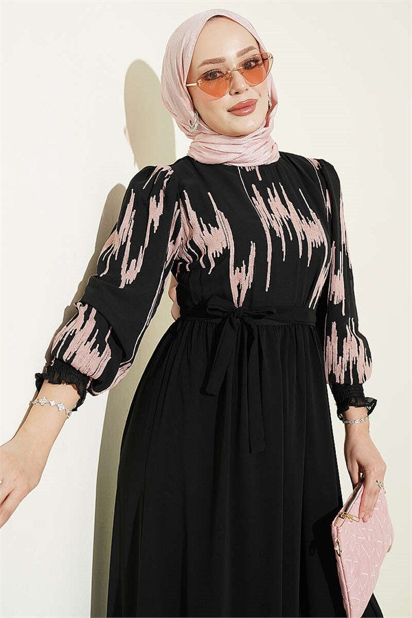 Ankle-Sized Embroidered Dress in Powder Pink