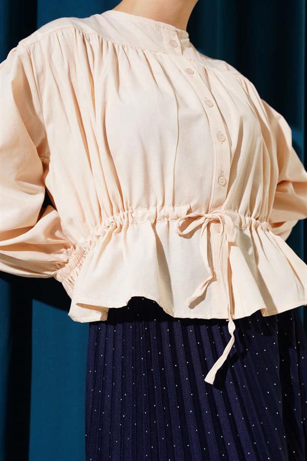 Elastic Waist Tunnel Short Shirt Beige