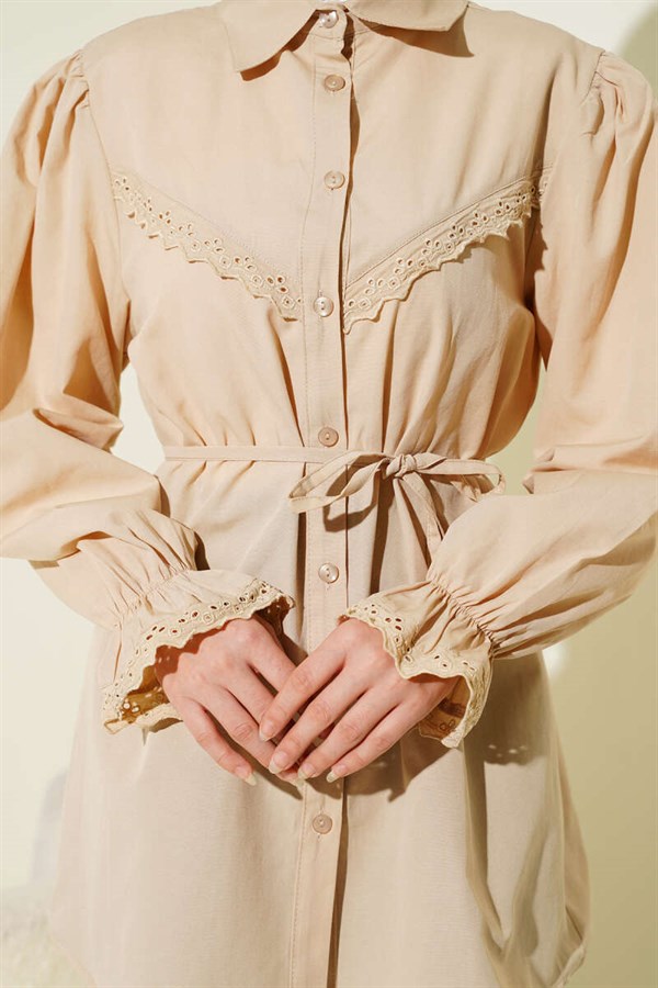 Beige Shirt with Elasticated Cuffs and Lace Details