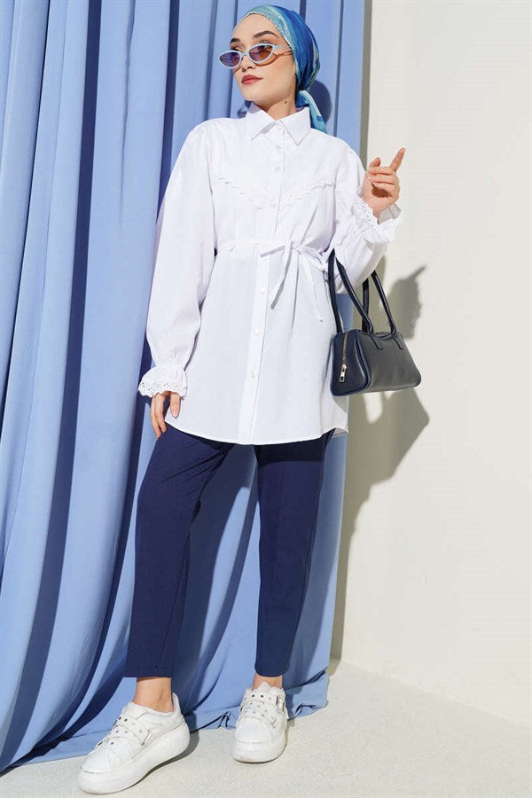 White Shirt with Elastic Cuffs and Lace Detail