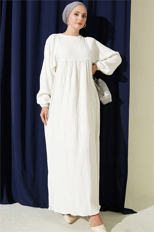 Loose-fitting dress with elasticated ankles, ecru.
