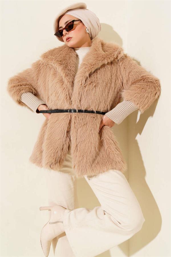 Ankle Ribbed Fur Coat Latte