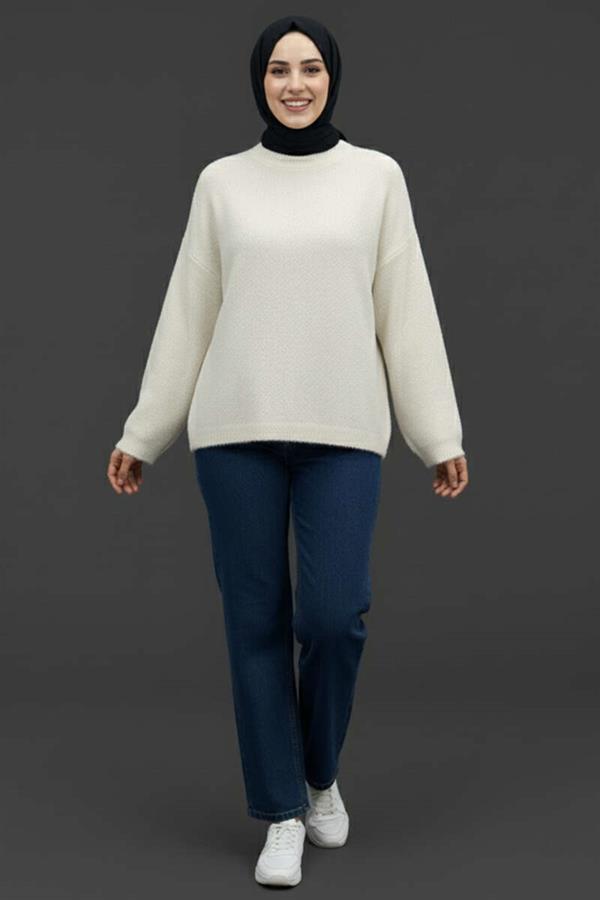 Crew Neck Basic Bearded Sweater White