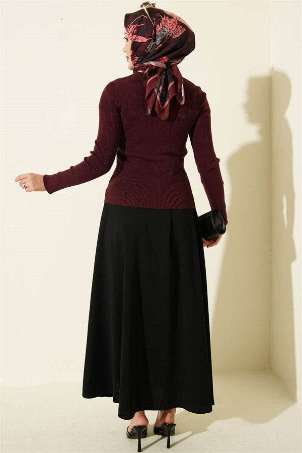 Crew Neck Buttoned Knit Cardigan Burgundy