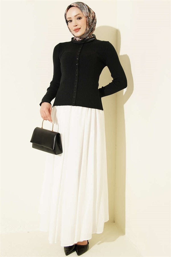 Crew Neck Buttoned Knit Cardigan Black