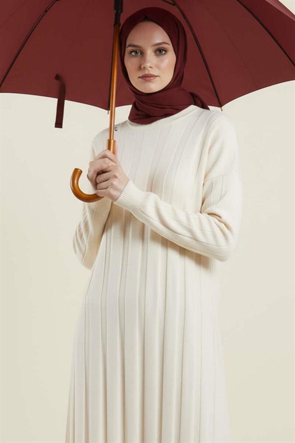 Crew Neck Ribbed Knit Dress in Stone
