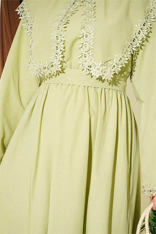 Crew Neck Dress with Lace Details, Light Green