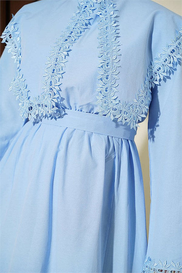 Crew Neck Dress with Lace Details, Blue