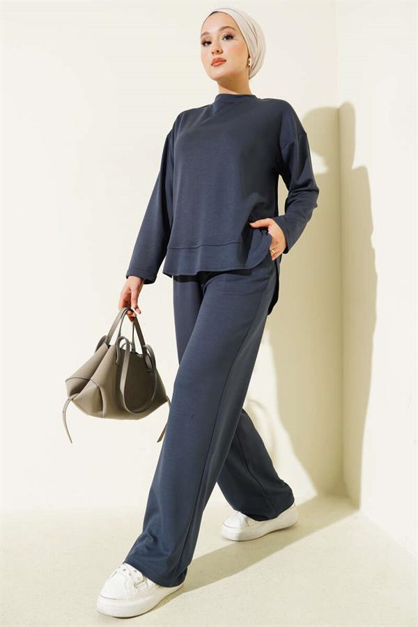 Crew Neck Oval Detailed 2 Piece Set in Smoke
