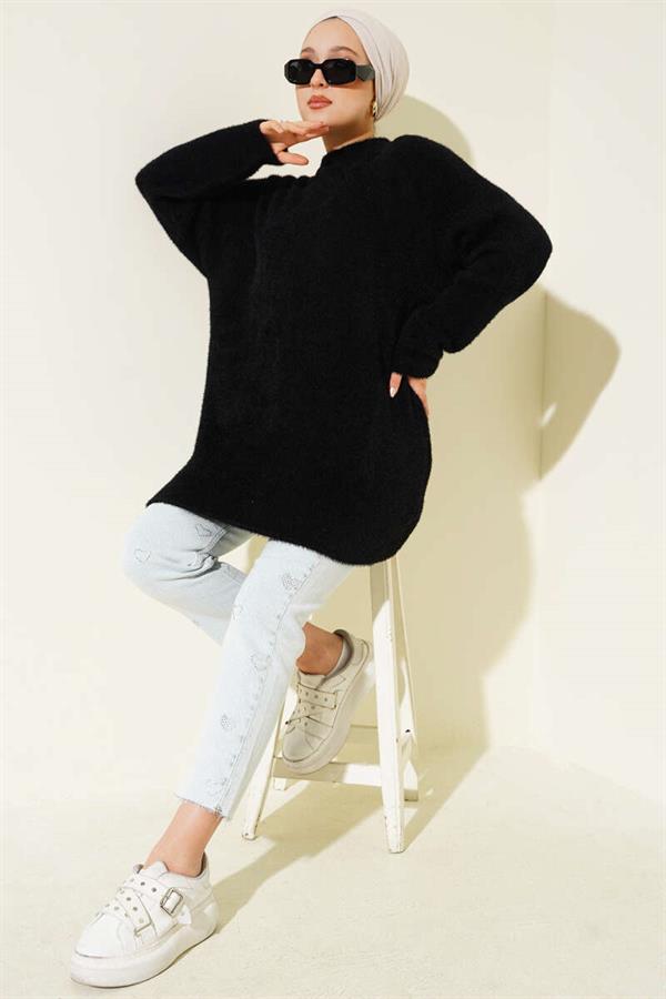 Crew Neck Beard Detailed Sweater Black