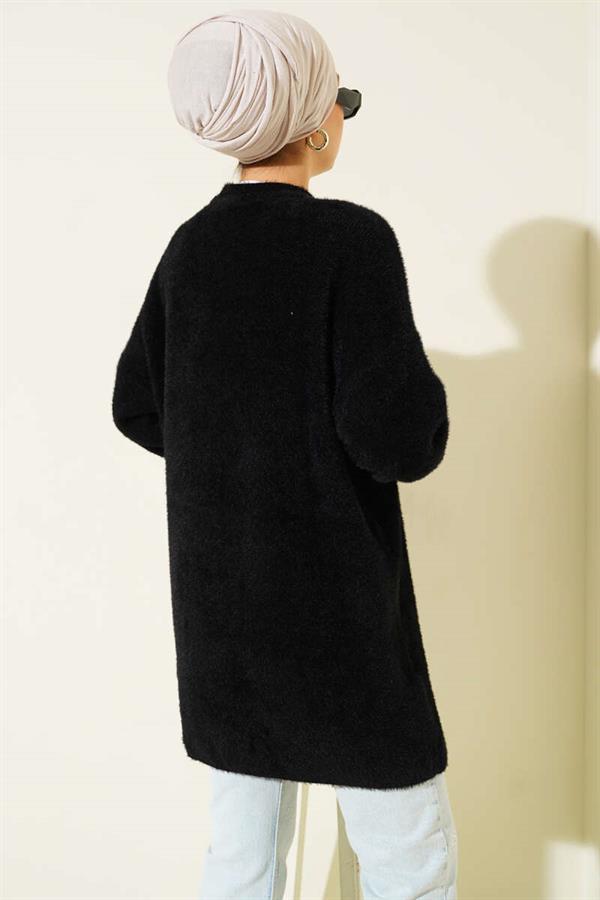Crew Neck Beard Detailed Sweater Black