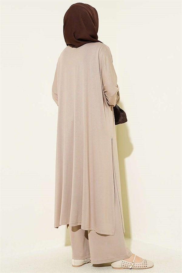Crew Neck Loose 3 Piece Set in Beige