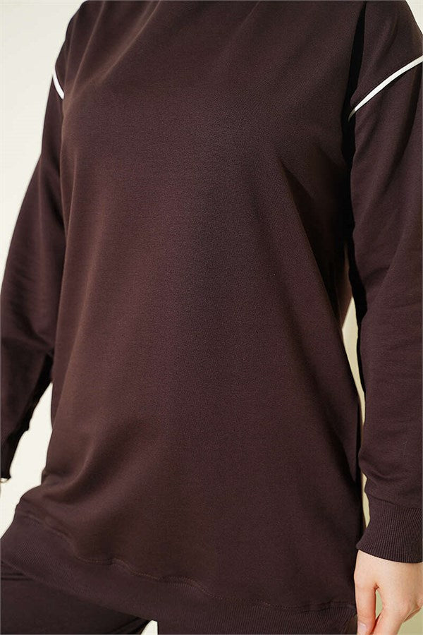 Two-Piece Set with Crew Neck and Stripe, Coffee