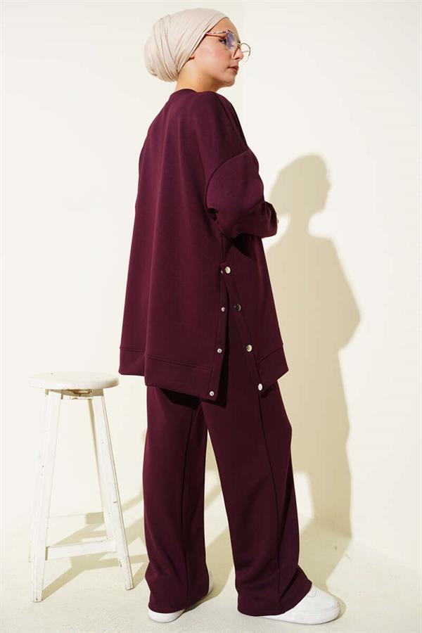 Crew Neck 2 Piece Set with Metal Buttons on the Sides, Plum