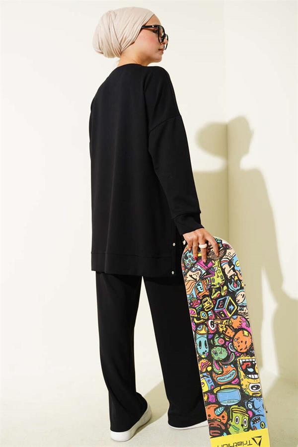 Crew Neck 2 Piece Set with Metal Buttons on the Sides, Black