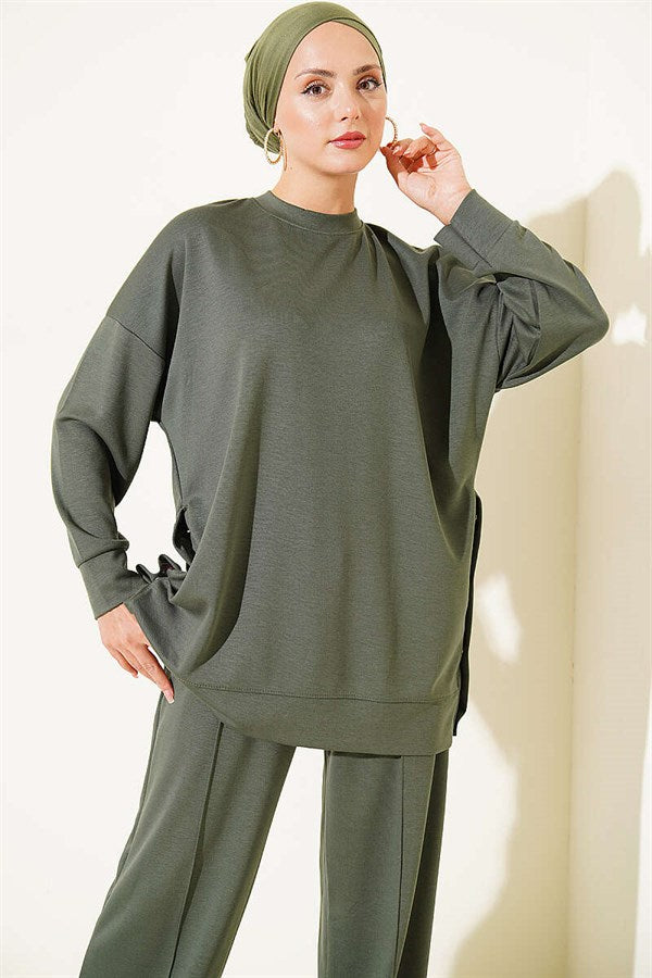 Crew Neck 2 Piece Set with Metal Buttons on the Sides, Khaki