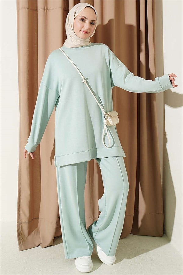 Crew Neck Slit Basic 2 Piece Set, Aqua Green