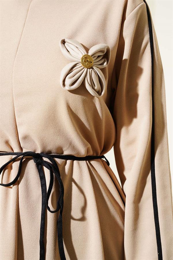 Floral Accessory Dress with Piping Detail Beige
