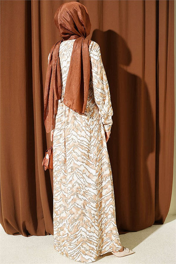 Wide-Sleeved Belmando Dress with Lace Trim on the Bust, Beige.