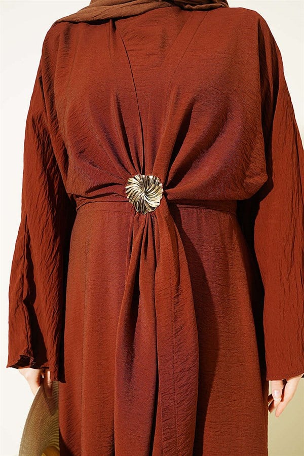 Bolero-Detailed Dress with Gold Accessories, Tan