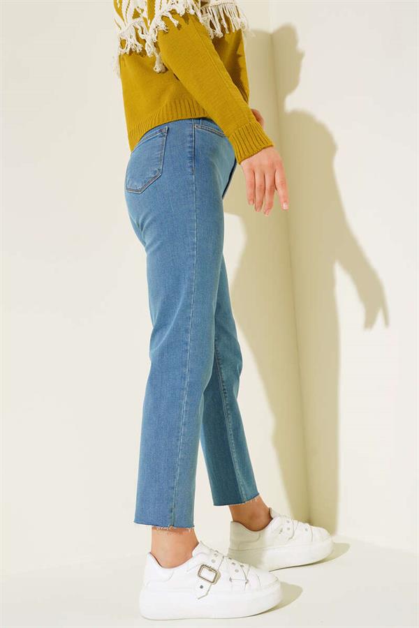 Straight Leg Ripped Jeans Light Blue
