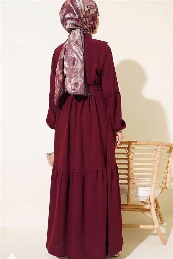 British Buttoned Lace Detail Dress Burgundy
