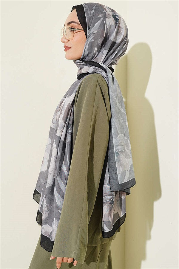 Large Floral Pattern Bamboo Crash Scarf Black Mink